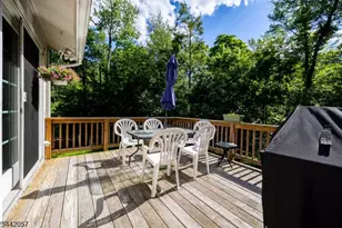 103 Alturas Rd, Vernon, NJ 07422 - Photo 16