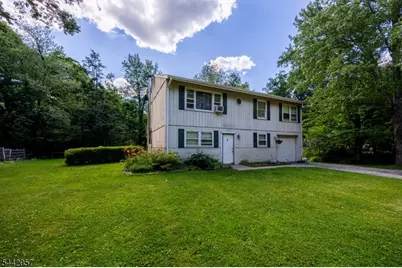 103 Alturas Rd, Vernon, NJ 07422 - Photo 2