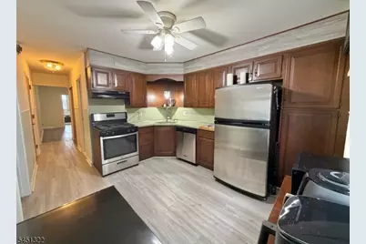 124 W 45th St, Bayonne, NJ 07002 - Photo 10