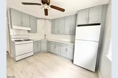 124 W 45th St, Bayonne, NJ 07002 - Photo 20