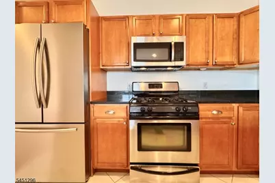 1677 Springfield Ave #13, Maplewood, NJ 07040 - Photo 8