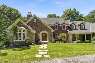 176 Rockburn Pass, West Milford, NJ 07480 - Photo 2