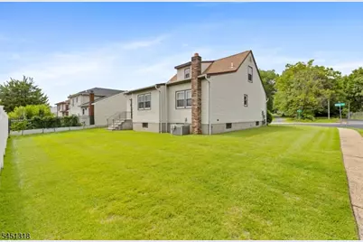 1497 Burnet Ave, Union Township, NJ 07083 - Photo 28