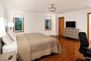 26 Benjamin Dr, Springfield, NJ 07081 - Photo 6