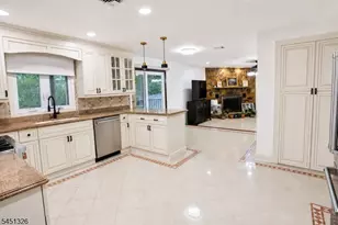 26 Benjamin Dr, Springfield, NJ 07081 - Photo 22