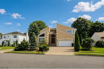 26 Benjamin Dr, Springfield, NJ 07081 - Photo 2