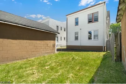 98 Delmar Pl, Irvington, NJ 07111 - Photo 4