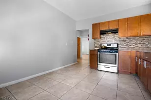 98 Delmar Pl, Irvington, NJ 07111 - Photo 18