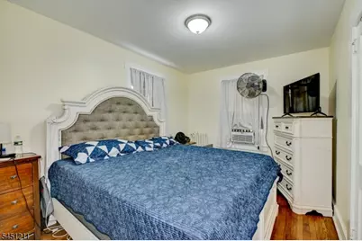 275 Greylock Pkwy #3, Belleville, NJ 07109 - Photo 12
