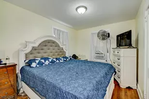 275 Greylock Pkwy, Belleville, NJ 07109 - Photo 12