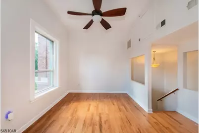 15 Glenridge Ave #5, Montclair, NJ 07042 - Photo 2