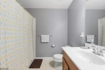51 Oak Leaf Ln, Tinton Falls Boro, NJ 07712 - Photo 12
