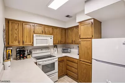 10 Wescott Road, Bedminster Township, NJ 07921 - Photo 12