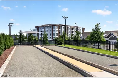 1 Vanderbilt Blvd #303, Florham Park, NJ 07932 - Photo 30