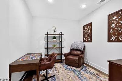 1 Vanderbilt Blvd #303, Florham Park, NJ 07932 - Photo 4