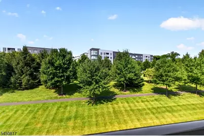 1 Vanderbilt Blvd #303, Florham Park, NJ 07932 - Photo 22