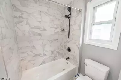 22 Comfort Pl, Clifton, NJ 07011 - Photo 12