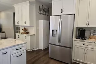 208 Yvonne Way, Greenwich Township, NJ 08886 - Photo 6