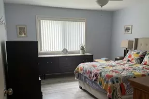 32 Dickinson Ct, Middletown Twp., NJ 07701 - Photo 2
