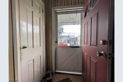 334 Schley St, Newark, NJ 07112 - Photo 2