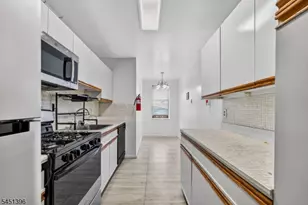 19-31 Lyons Ave, Newark, NJ 07112 - Photo 14