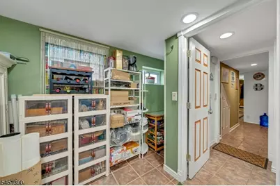 446 Post Ave, Lyndhurst Township, NJ 07071 - Photo 32