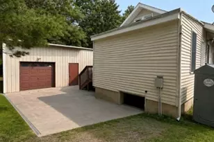 332 E Main St, Tuckerton, NJ 08087 - Photo 10