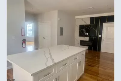 181 S Munn Ave Unit #2, Irvington, NJ 07111 - Photo 4