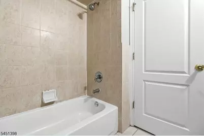 83 Farley Ave, Newark, NJ 07108 - Photo 22