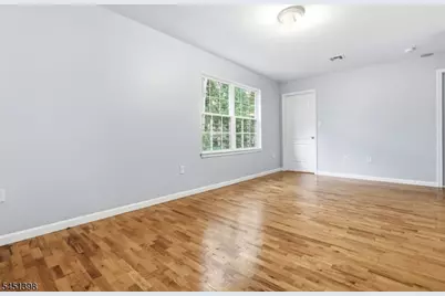 83 Farley Ave, Newark, NJ 07108 - Photo 14