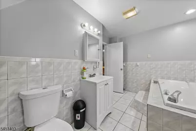 38 Nairn Pl, Newark, NJ 07108 - Photo 16