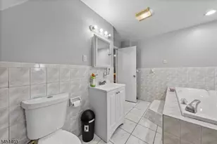 38 Nairn Pl, Newark, NJ 07108 - Photo 16