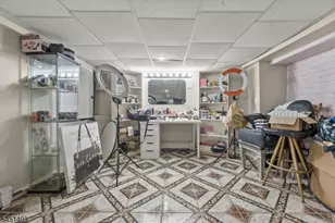 38 Nairn Pl, Newark, NJ 07108 - Photo 20