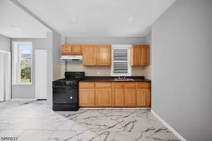 231 Clark Pl, Elizabeth, NJ 07206 - Photo 4
