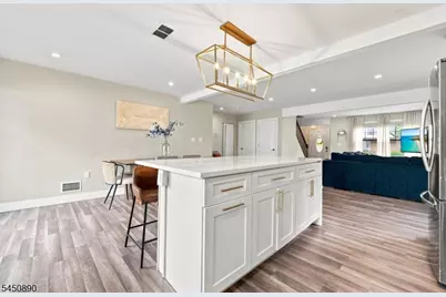1305 E Henry St, Linden, NJ 07036 - Photo 10