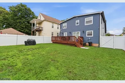 1305 E Henry St, Linden, NJ 07036 - Photo 38