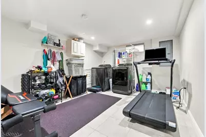 1305 E Henry St, Linden, NJ 07036 - Photo 18