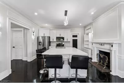 731 Berkeley Ave, Orange, NJ 07050 - Photo 18