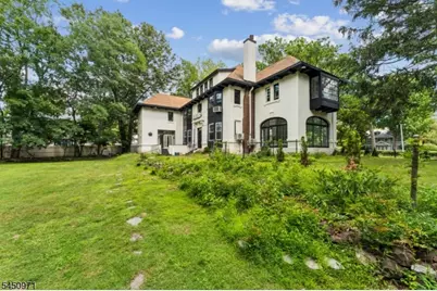 731 Berkeley Ave, Orange, NJ 07050 - Photo 48