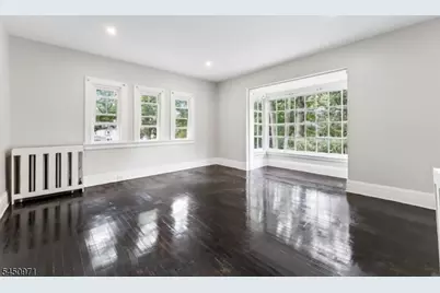 731 Berkeley Ave, Orange, NJ 07050 - Photo 26
