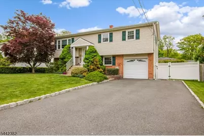 18 Henry St, Rockaway Township, NJ 07866 - Photo 2