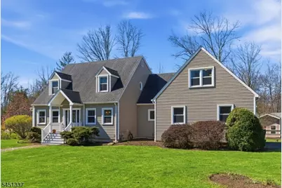 3 Brown Ct, Clinton Township, NJ 08801 - Photo 2