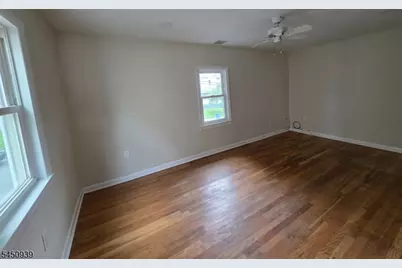 8 Clinton St, Morristown, NJ 07960 - Photo 6