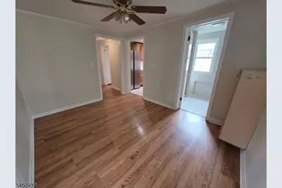8 Clinton St, Morristown, NJ 07960 - Photo 4