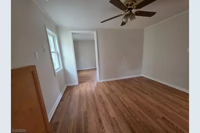 8 Clinton St, Morristown, NJ 07960 - Photo 2