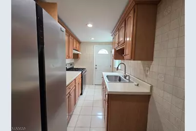 8 Clinton St, Morristown, NJ 07960 - Photo 8