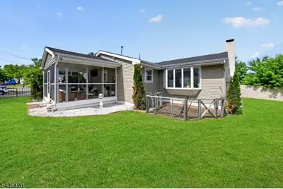 840 Lopatcong St, Belvidere, NJ 07823 - Photo 44