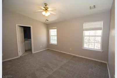 1602 Windsor Ct, Denville, NJ 07834 - Photo 4