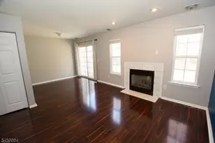 1602 Windsor Ct, Denville, NJ 07834 - Photo 2