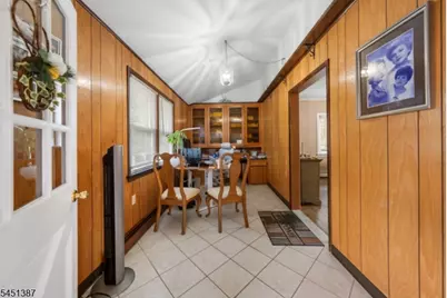 12 Carpenter Pl, Cranford Township, NJ 07016 - Photo 2